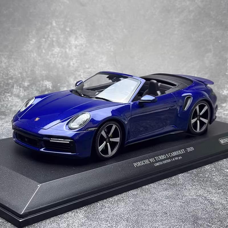 Minichamps 1:18 Porsche 911 (992) Turbo S Cabriolet 2020 Alloy
