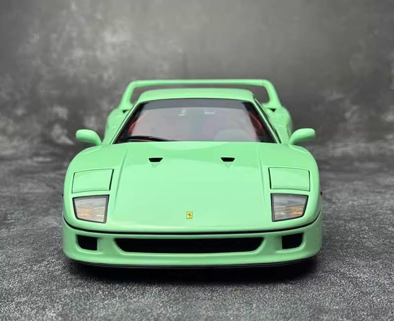 Ferrari F40 1:18 Die-Cast Alloy Model (Static Display – Sealed Box Edition)