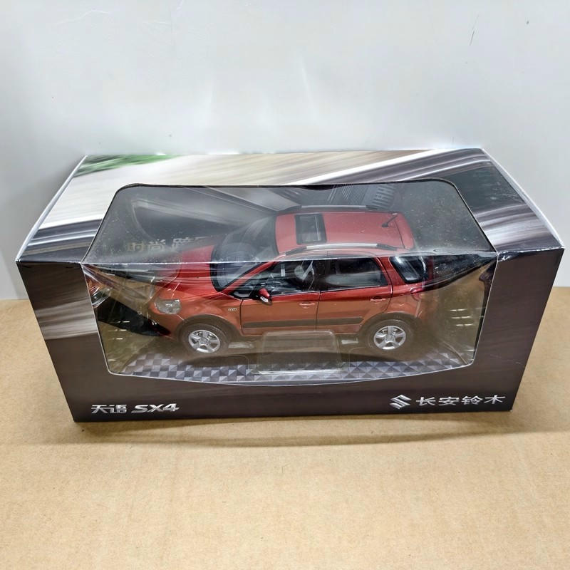 Original 1:18 Suzuki SX4 Diecast Car Model