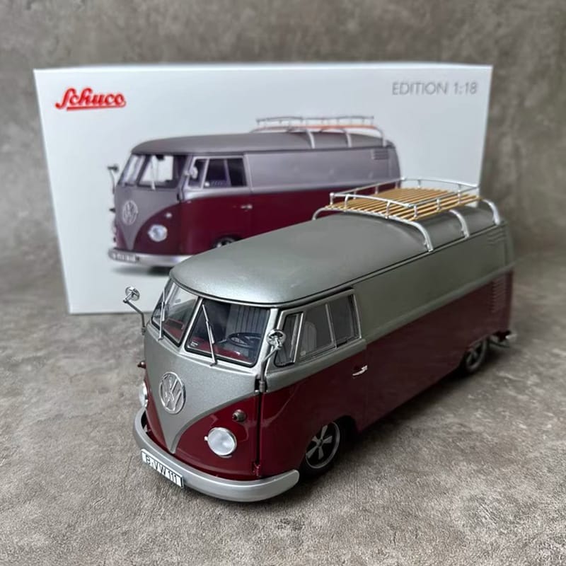 Schuco Volkswagen VW T1b Lowrider Bus 1:18 Diecast Model