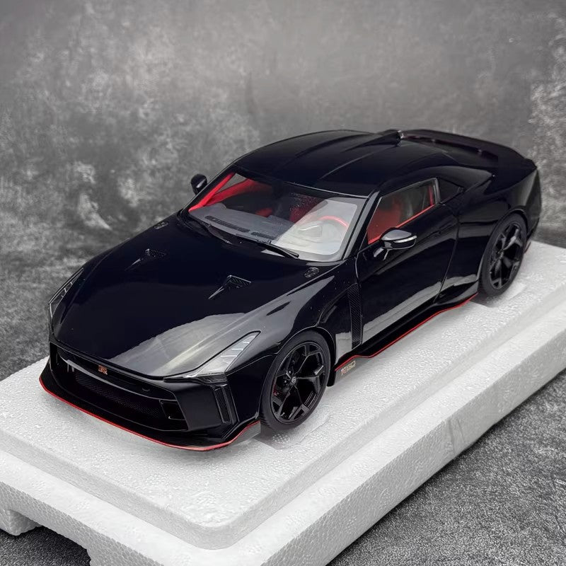 AUTOart Nissan GT-R50 by Italdesign – 1:18 Scale Model (Full Opening, Multi-Color Collector’s Edition)