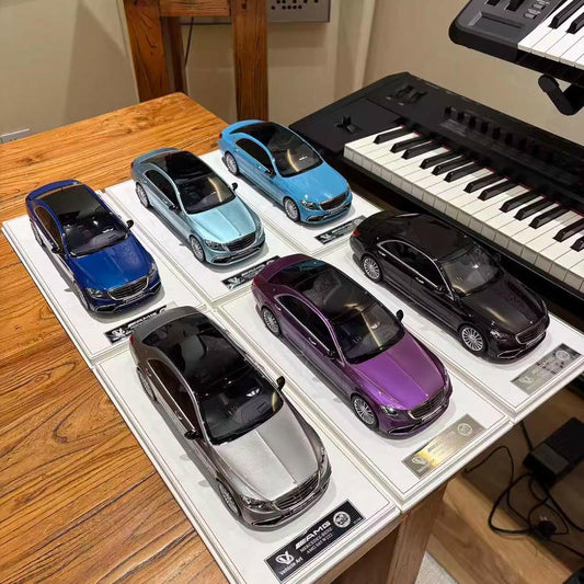 Vehicle Art 1:18 Mercedes-AMG S65 W222 Final Edition Resin Model