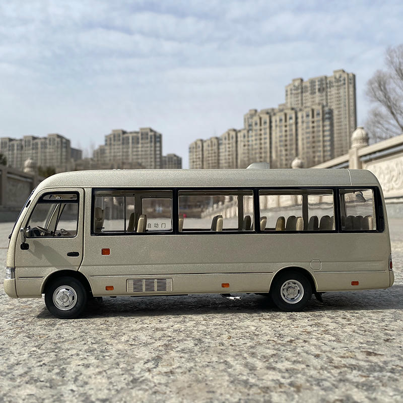 Original 1:24 Toyota Coaster Diecast Bus