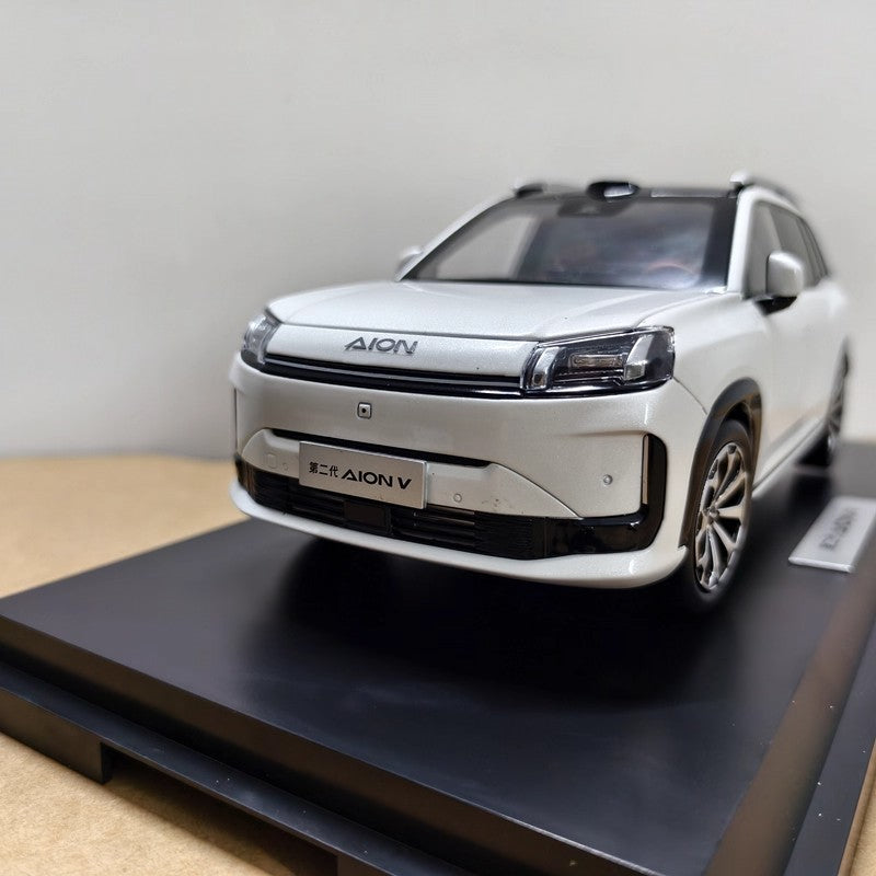 Original 1:18 GAC Aion V 1:18 Diecast Model