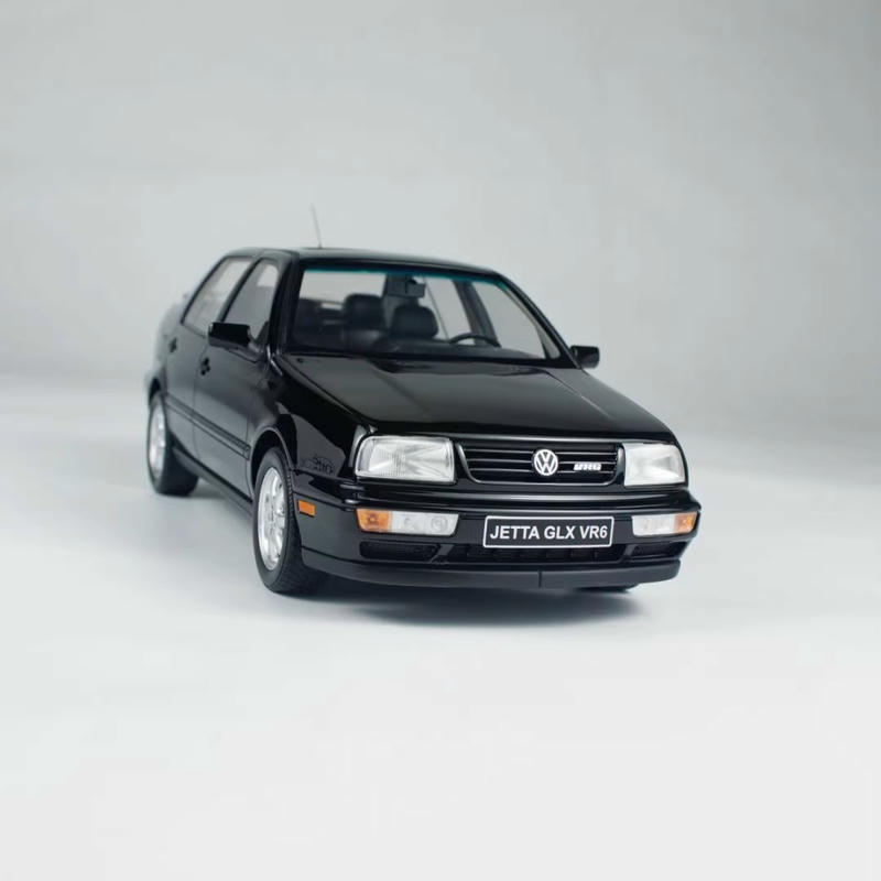 OTTO 1:18 Volkswagen Jetta GLX VR6 Resin Model