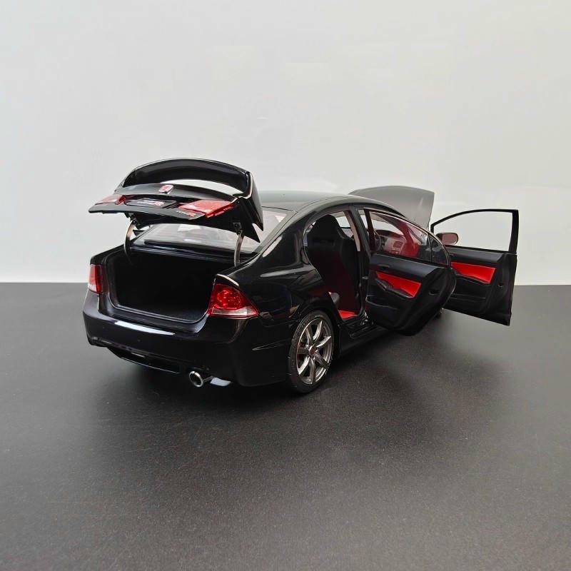 MotorHelix 1:18 Honda Civic FD2 Diecast Car