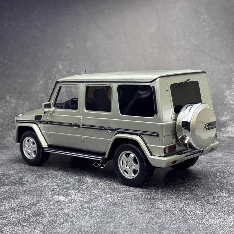 2003 Mercedes-Benz G-Class G55 AMG Iridium Silver – 1:18 Scale Resin Model by OTTO (Limited to 3,000 Units)(OT1126)