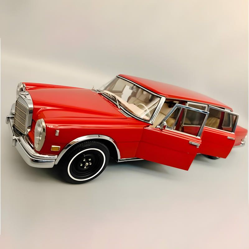 CMC 1/18 Mercedes-Benz Pullman W100 Diecast Car