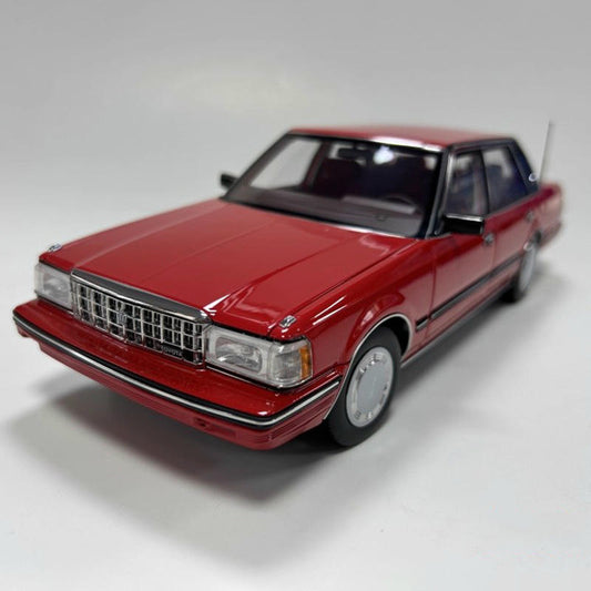 Xiaoguang 1:18 Toyota Crown MS122 Diecast Car-Red