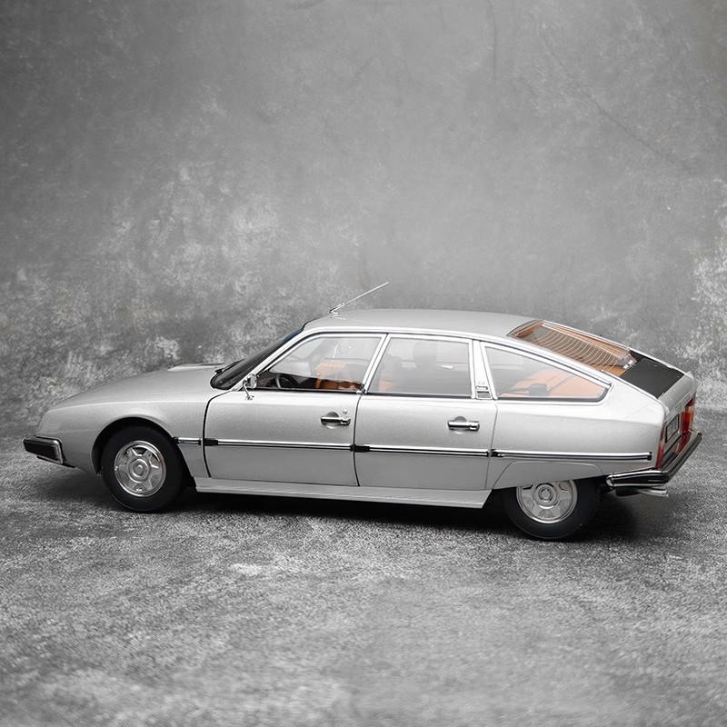 Norev 1:18 Citroën CX 2200 Pallas 1976 Diecast Model
