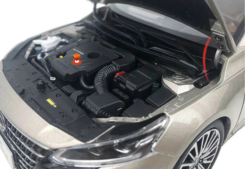 Paudi 1:18 Nissan Altima Diecast Model Car