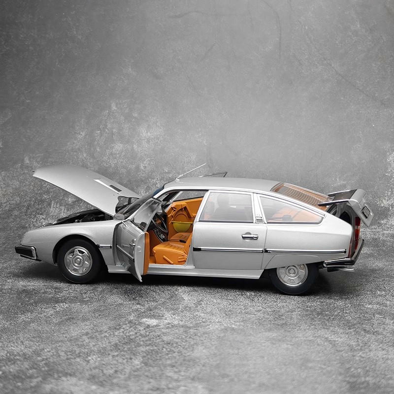 Norev 1:18 Citroën CX 2200 Pallas 1976 Diecast Model