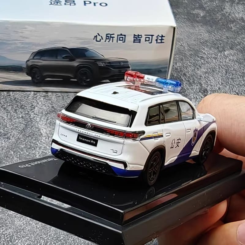 SAIC Volkswagen Teramont Pro 1:64 Diecast SUV Model