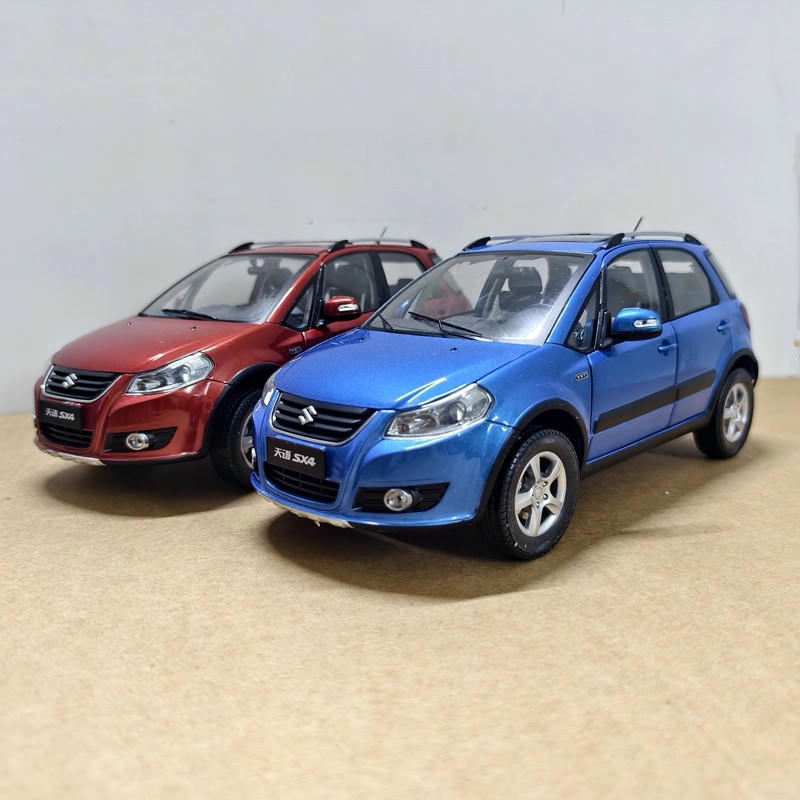 Original 1:18 Suzuki SX4 Diecast Car Model