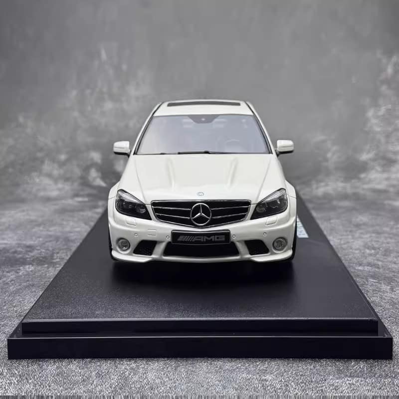 GT Spirit 1:18 Mercedes-Benz C63 AMG Resin Model – YX car model