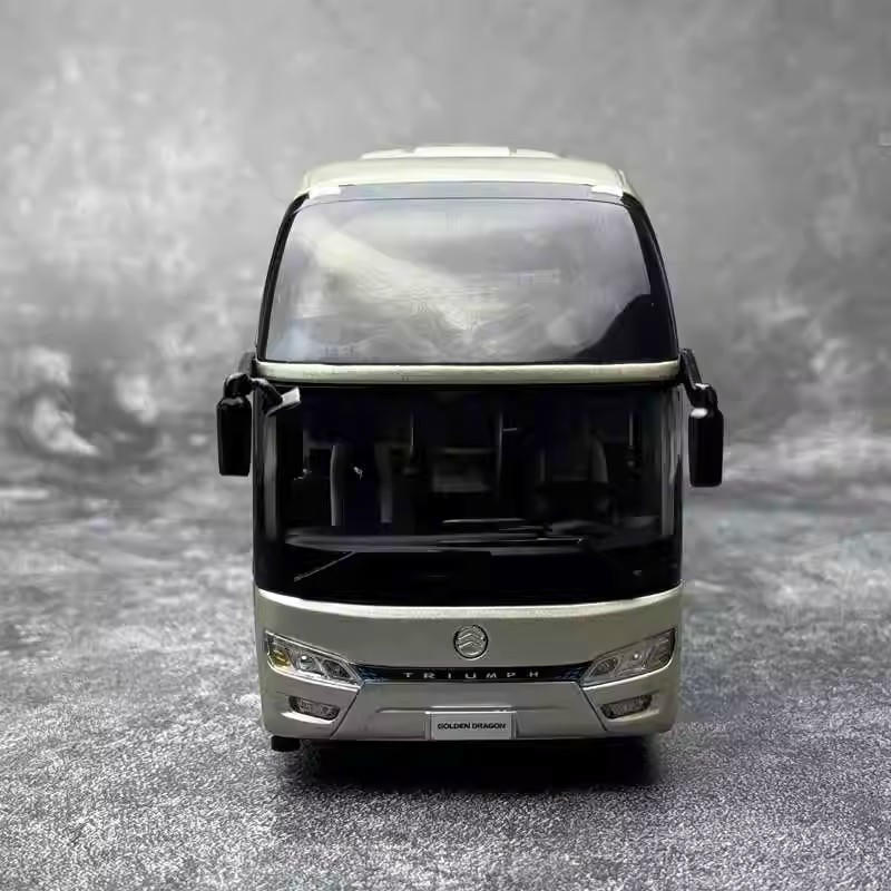 Xiamen Golden Travel Kaige 1/38 Bus Model