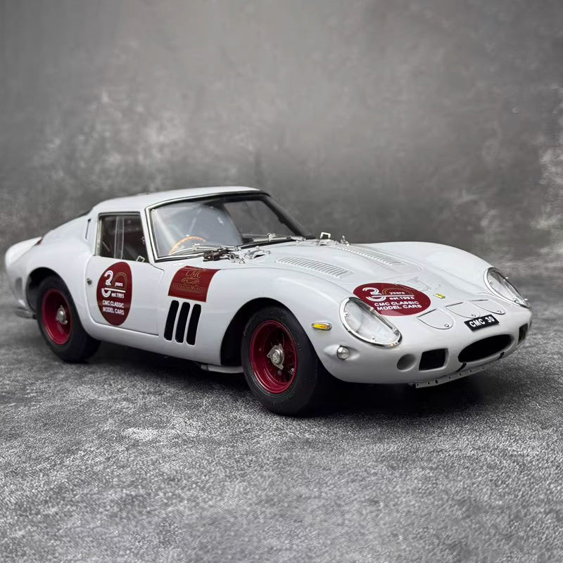 CMC 1:18 Ferrari 250 GTO 30th Anniversary Signature Edition