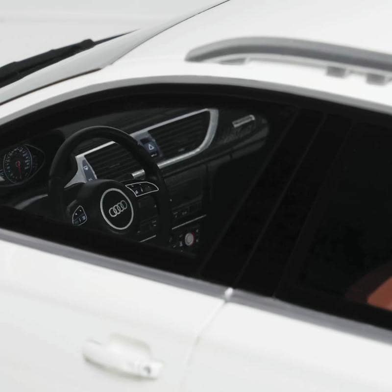 OTTO 1:18 Audi A6L C7 Allroad Wagon 2015 Resin Model Car