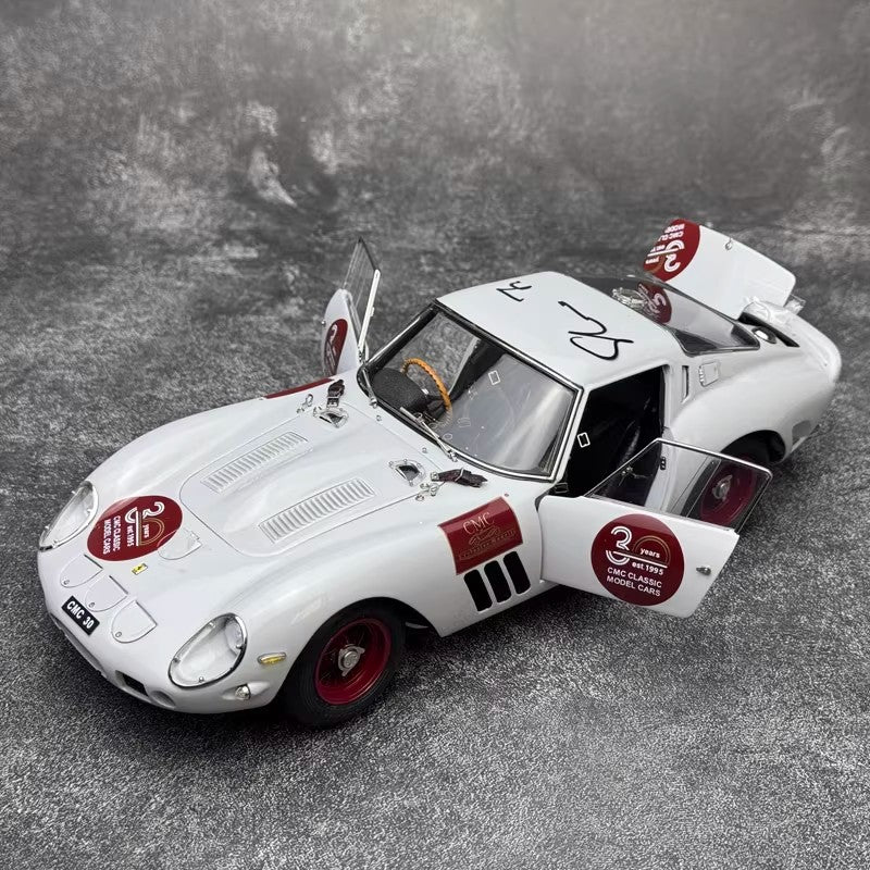 CMC 1:18 Ferrari 250 GTO 30th Anniversary Signature Edition
