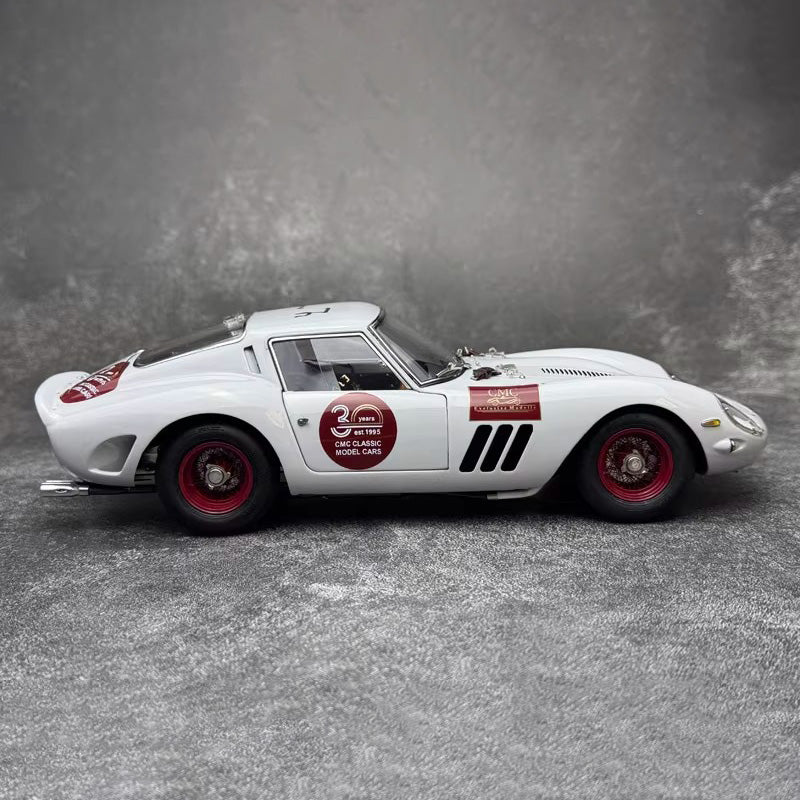 CMC 1:18 Ferrari 250 GTO 30th Anniversary Signature Edition