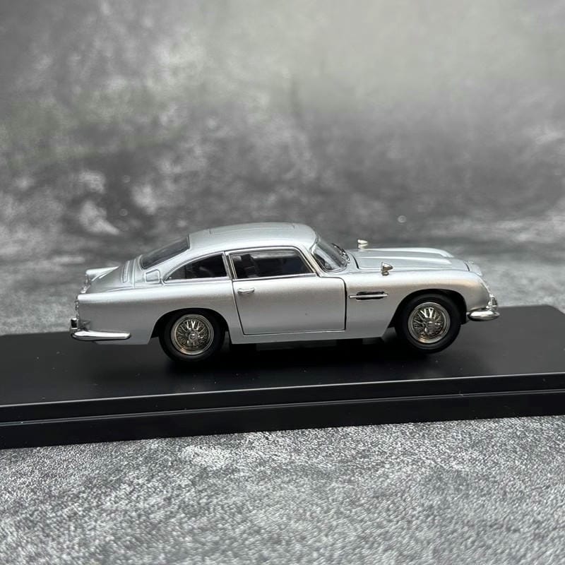 Xiaoguang 1:43 Aston Martin DB5 – 007 Functional Edition