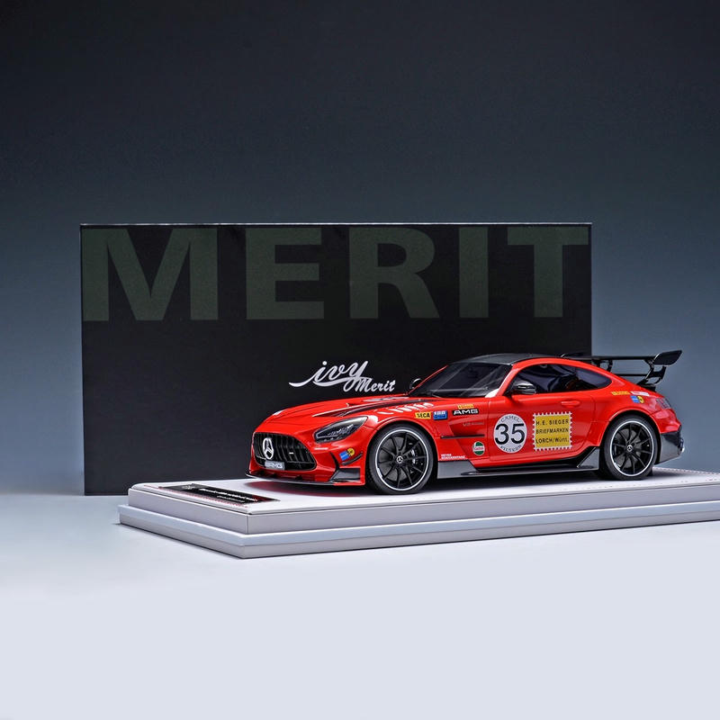 IVY Merit 1:18 Mercedes-AMG GT Black Series Resin Model Car – Red Pig Limited Edition