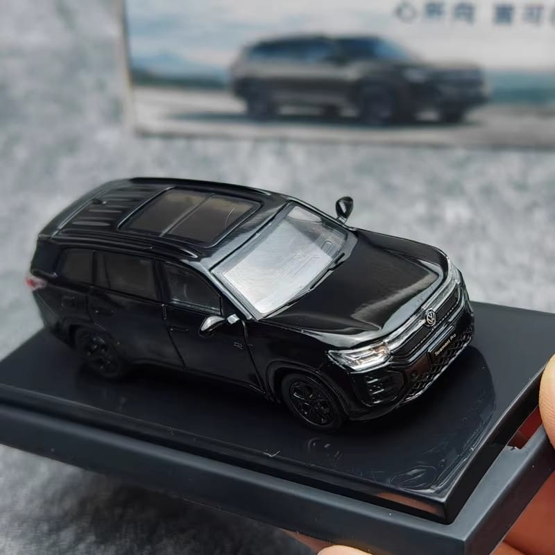 SAIC Volkswagen Teramont Pro 1:64 Diecast SUV Model