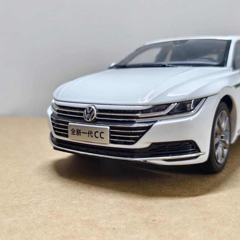 FAW-Volkswagen CC 2018 1:18 Diecast Model Car