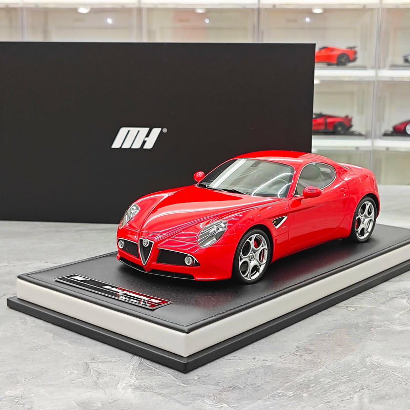 MotorHelix 1:18 Alfa Romeo 8C Resin Model – YX car model