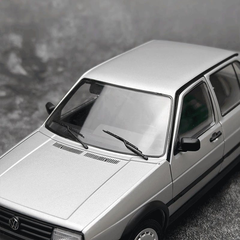 Volkswagen 1:18 Jetta GT MK2 Classic Edition Diecast Model Car