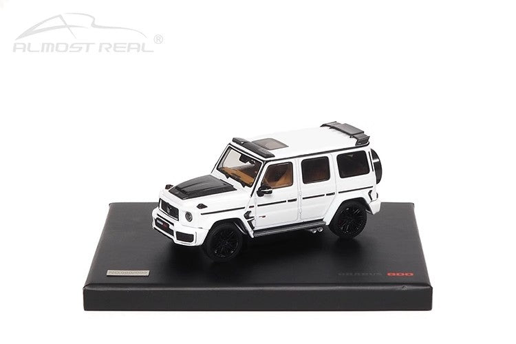 Mercedes-AMG G 63 – 1:43 Diecast Model by Almost Real (White / Metallic Green – Fully Enclosed Collector Edition)