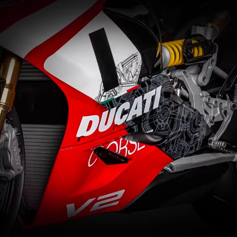 Pocher 1:4 Ducati Panigale V2 Superquadro Final Edition Assembly Model Kit – HK124