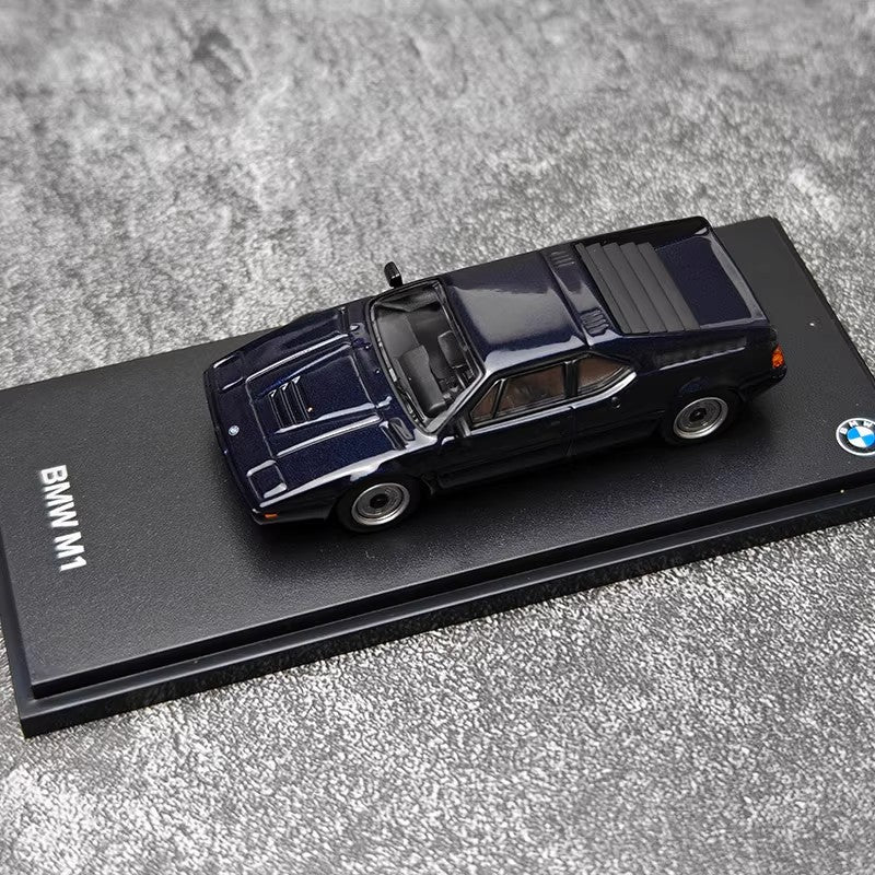 AR BOX BMW M1 / 3.0 CSL 1:64 Alloy Diecast Model Car