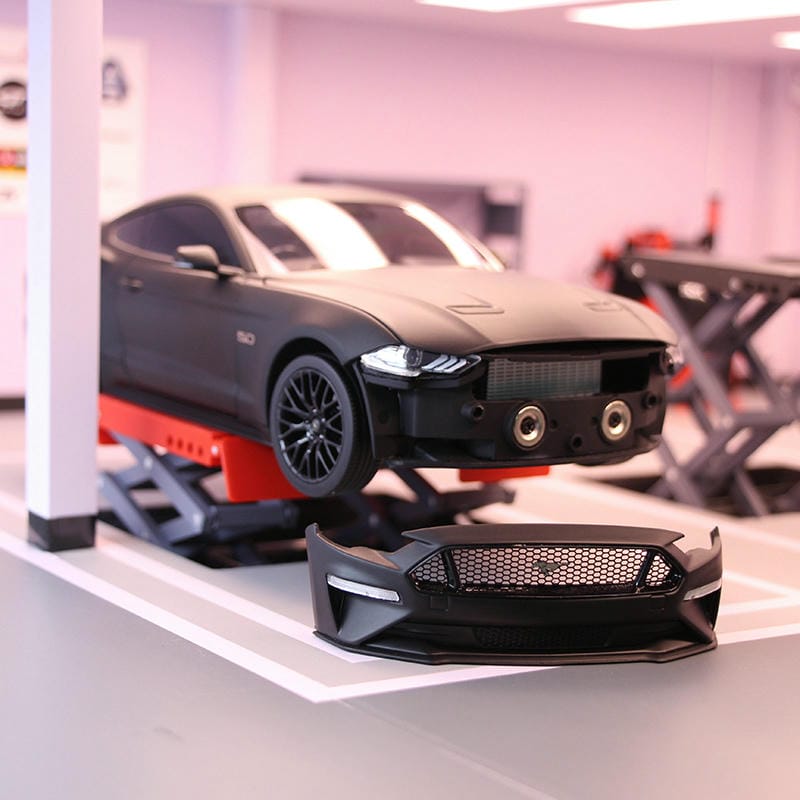 Ford Mustang 1:18 Alloy Model Car – Matte Black & Orange