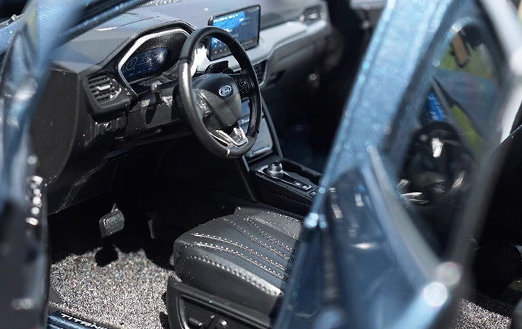 Changan Ford Ruiji 1:18 Alloy Model Car (Multicolor – Static Display Edition)