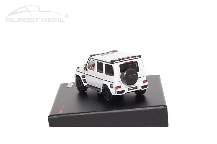 Mercedes-AMG G 63 – 1:43 Diecast Model by Almost Real (White / Metallic Green – Fully Enclosed Collector Edition)