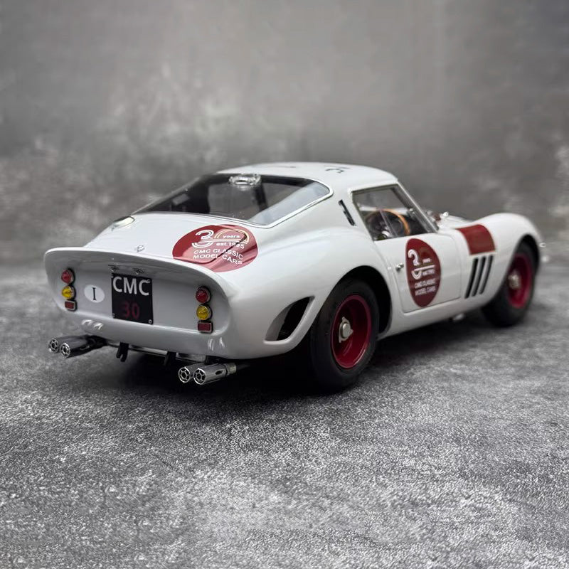 CMC 1:18 Ferrari 250 GTO 30th Anniversary Signature Edition
