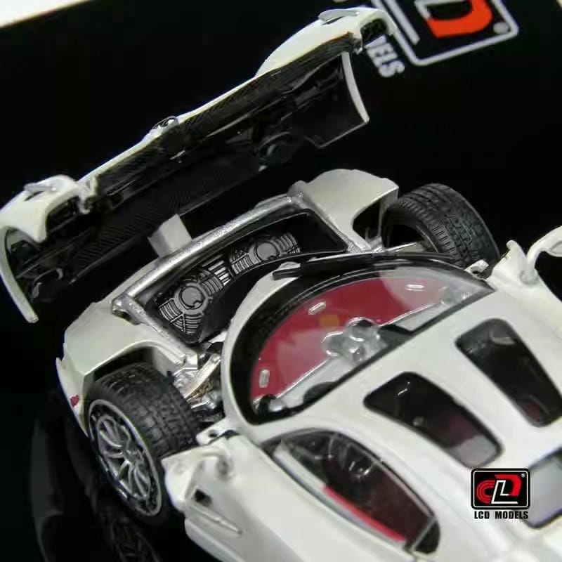 LCD Models 1:43 Pagani Utopia – Alloy Model (LCD43012)