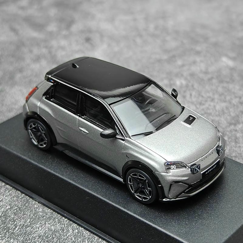 NOREV 1:43 Renault – Premium Alloy Diecast Car Model