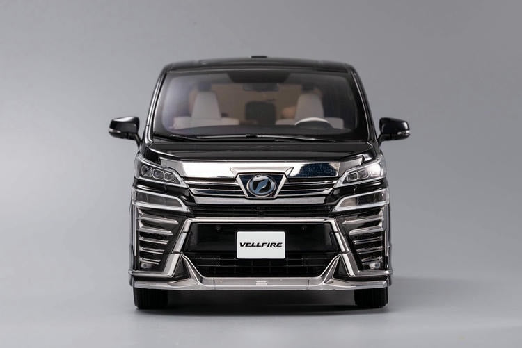 KengFai 1:18 Toyota Vellfire Alloy Diecast Model Car â MPV Collectible Diecast car