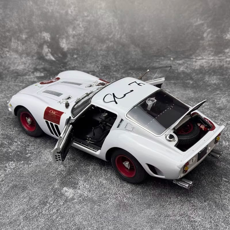 CMC 1:18 Ferrari 250 GTO 30th Anniversary Signature Edition