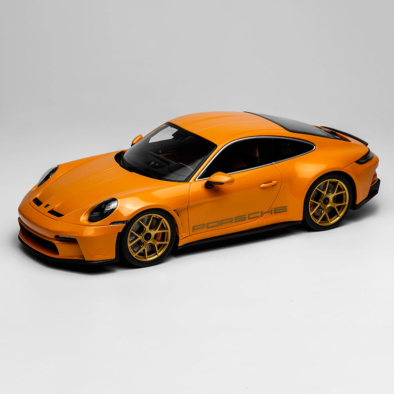 IVY Merit 1:18 Porsche 911 S/T (992) Resin Model – Limited Edition