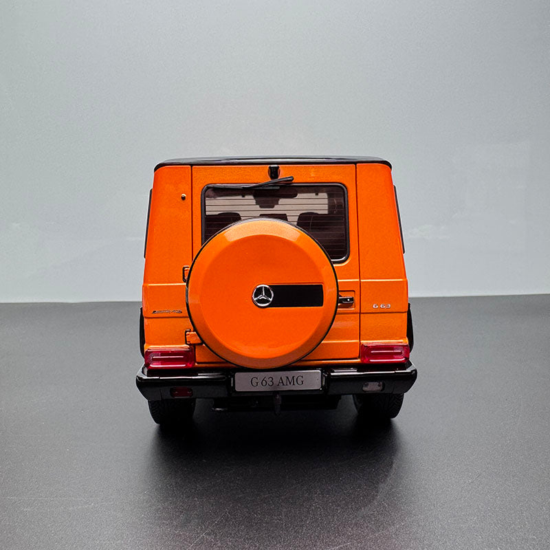 AR 1:18 Mercedes-Benz G63 Diecast Model – Full Opening, Collectible Grade