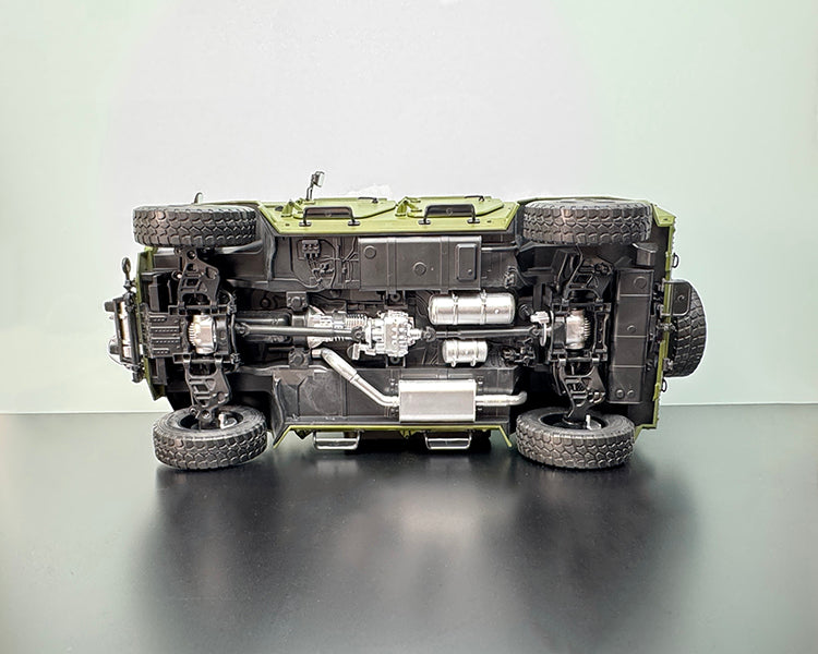 Dongfeng Mengshi CSK181 1:18 Scale Alloy Diecast Model – Interactive Tactical Collectible