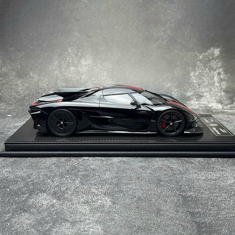 FrontiArt 1:18 Koenigsegg Jesko Resin Model Car