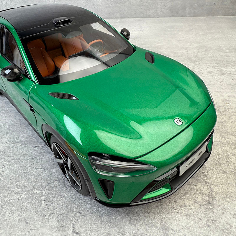Xiaomi YU7 Alloy Model – 1:18 Scale
