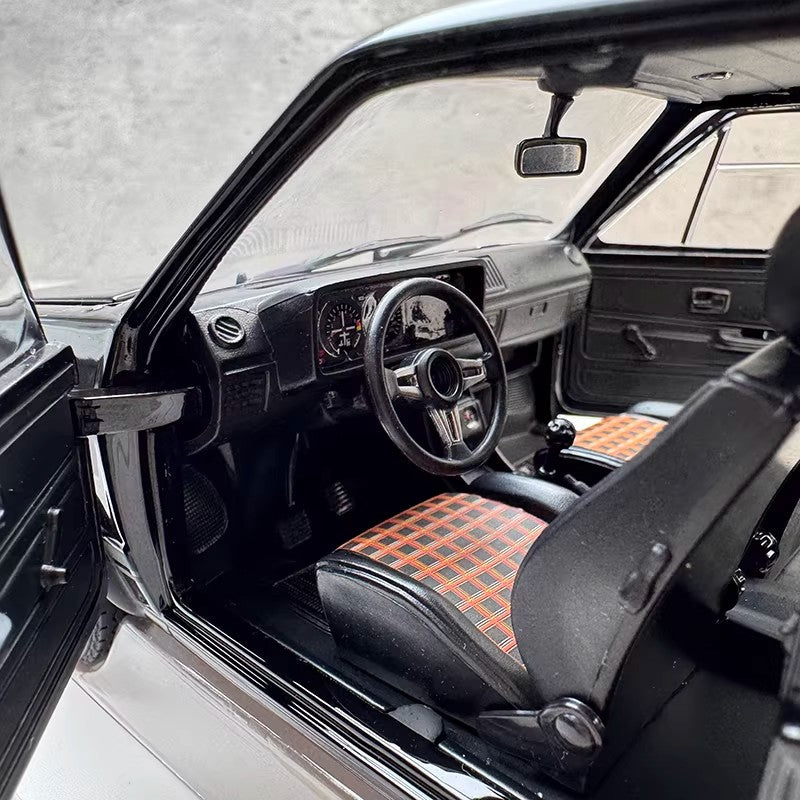 Norev 1:18 Volkswagen Golf GTI 1976 Diecast Model