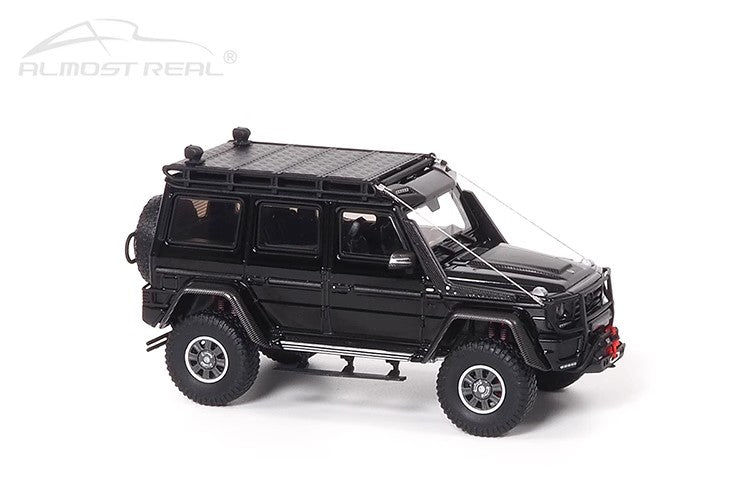 Mercedes-AMG G 63 – 1:43 Diecast Model by Almost Real (White / Metallic Green – Fully Enclosed Collector Edition)