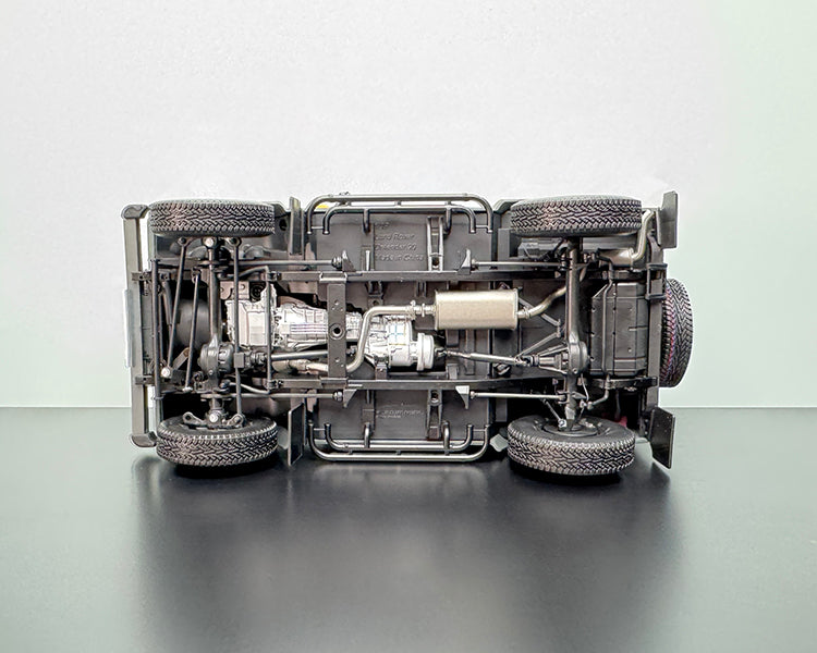 Almost Real Land Rover Defender 90 Paul Smith Custom Edition 1:18 Diecast Model