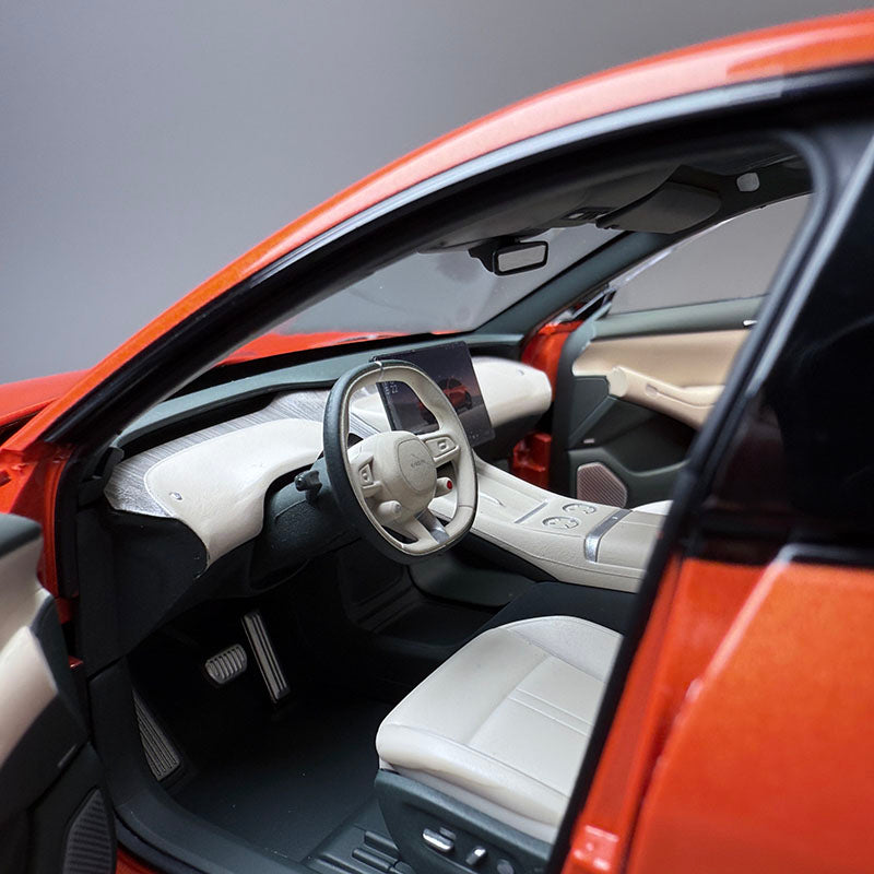 Xiaomi YU7 1:18 Diecast Car Model – Orange